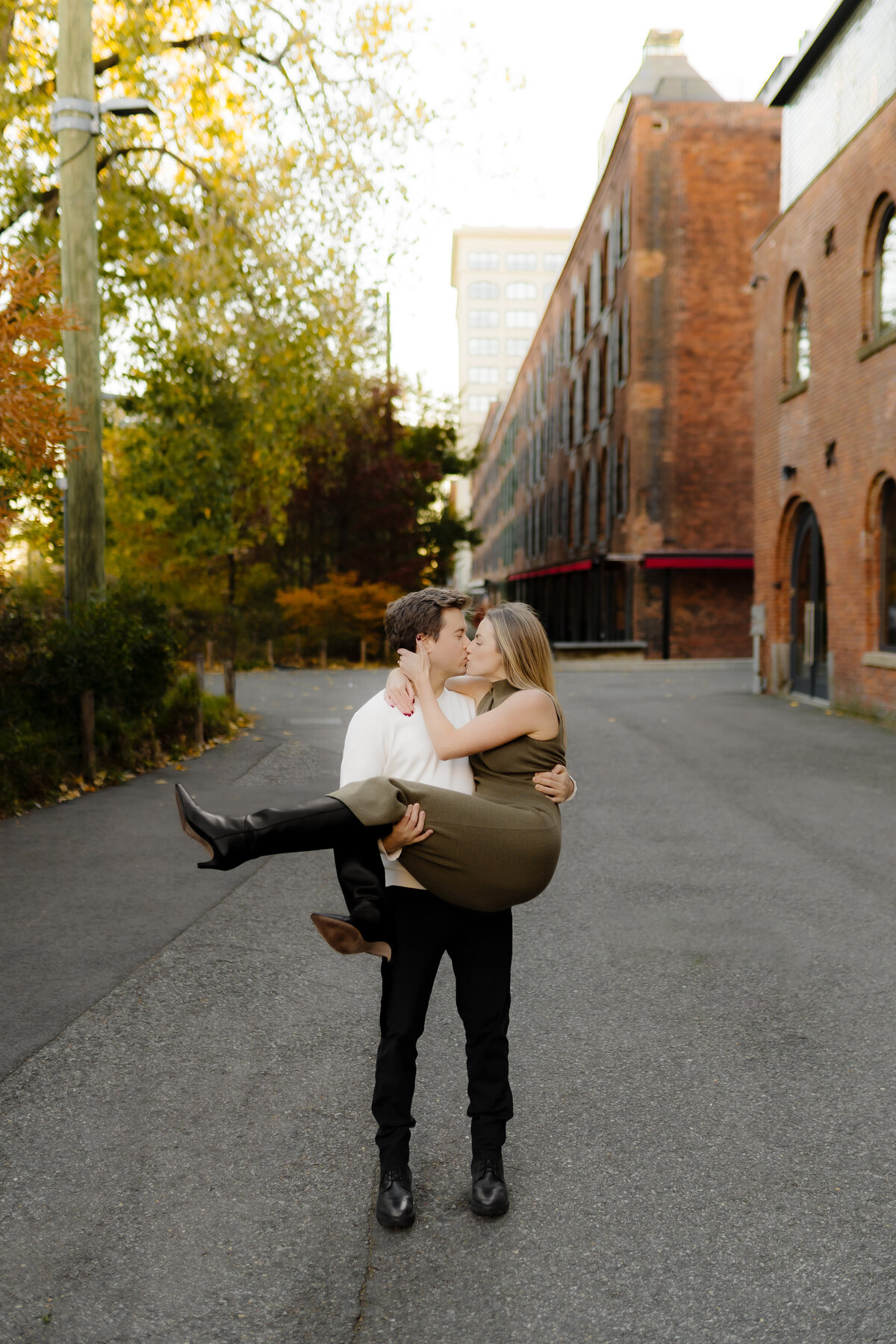 Brooklyn Bridge Engagement Photos 63