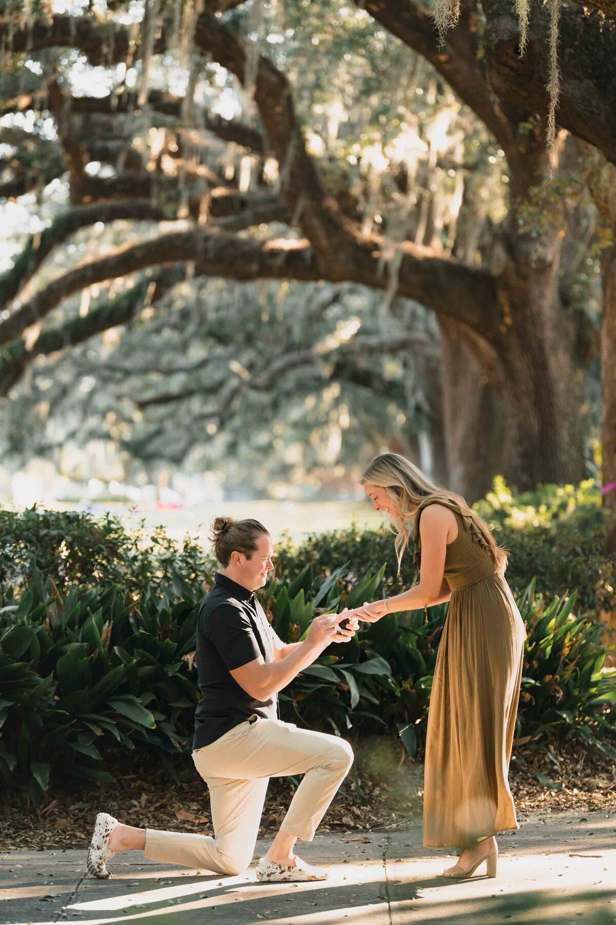 004_Forsyth Park Surprise Proposal Photographer_