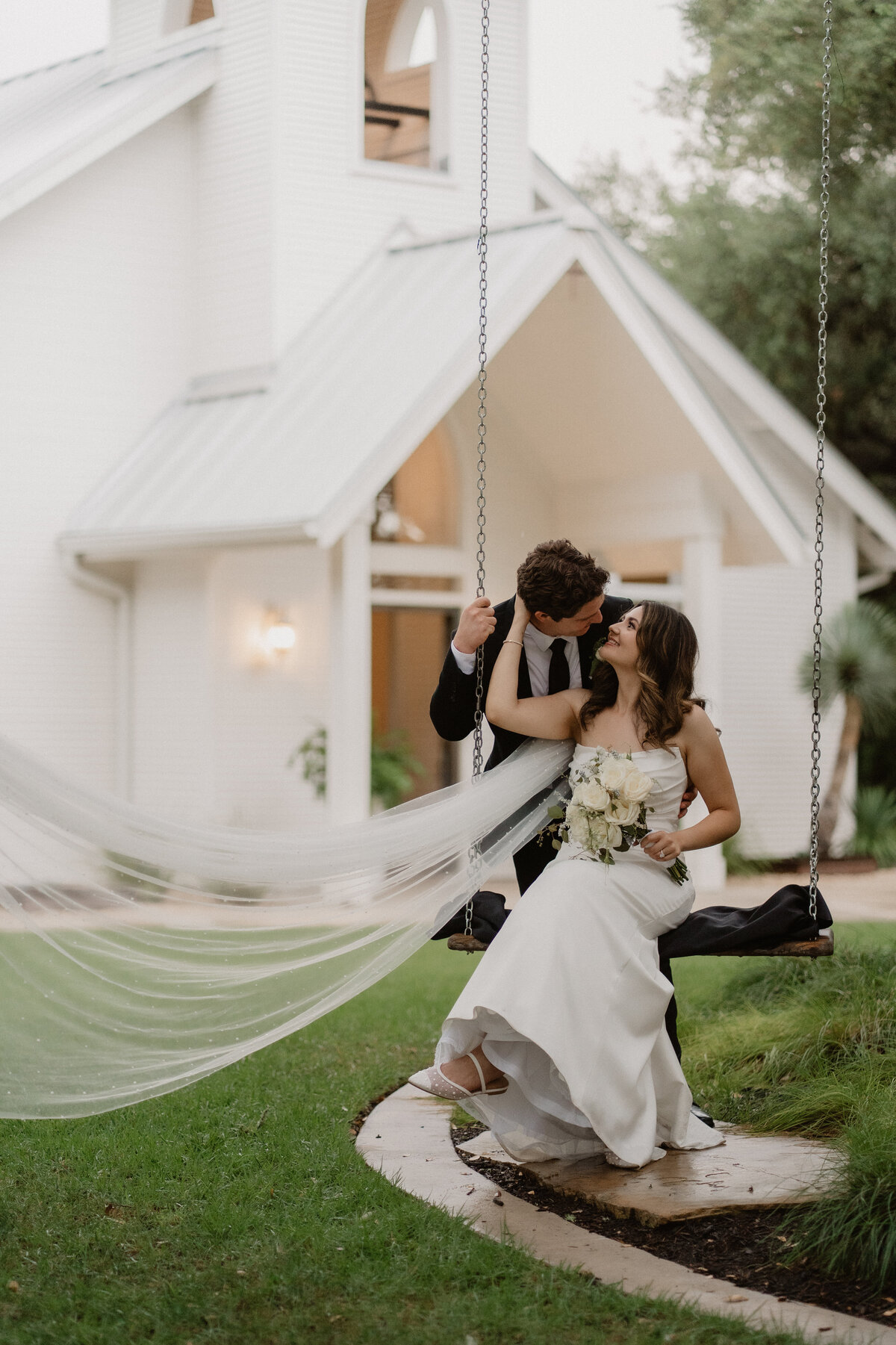 N&TWeddingPreviews-64
