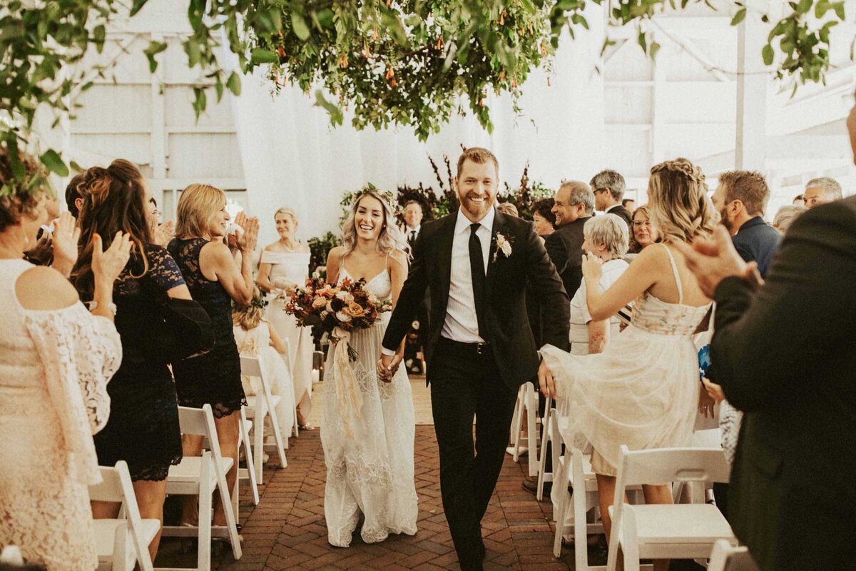 jaclyn-fisher-events-planning-neutral-boho-estate-wedding-in-new-jersey-86