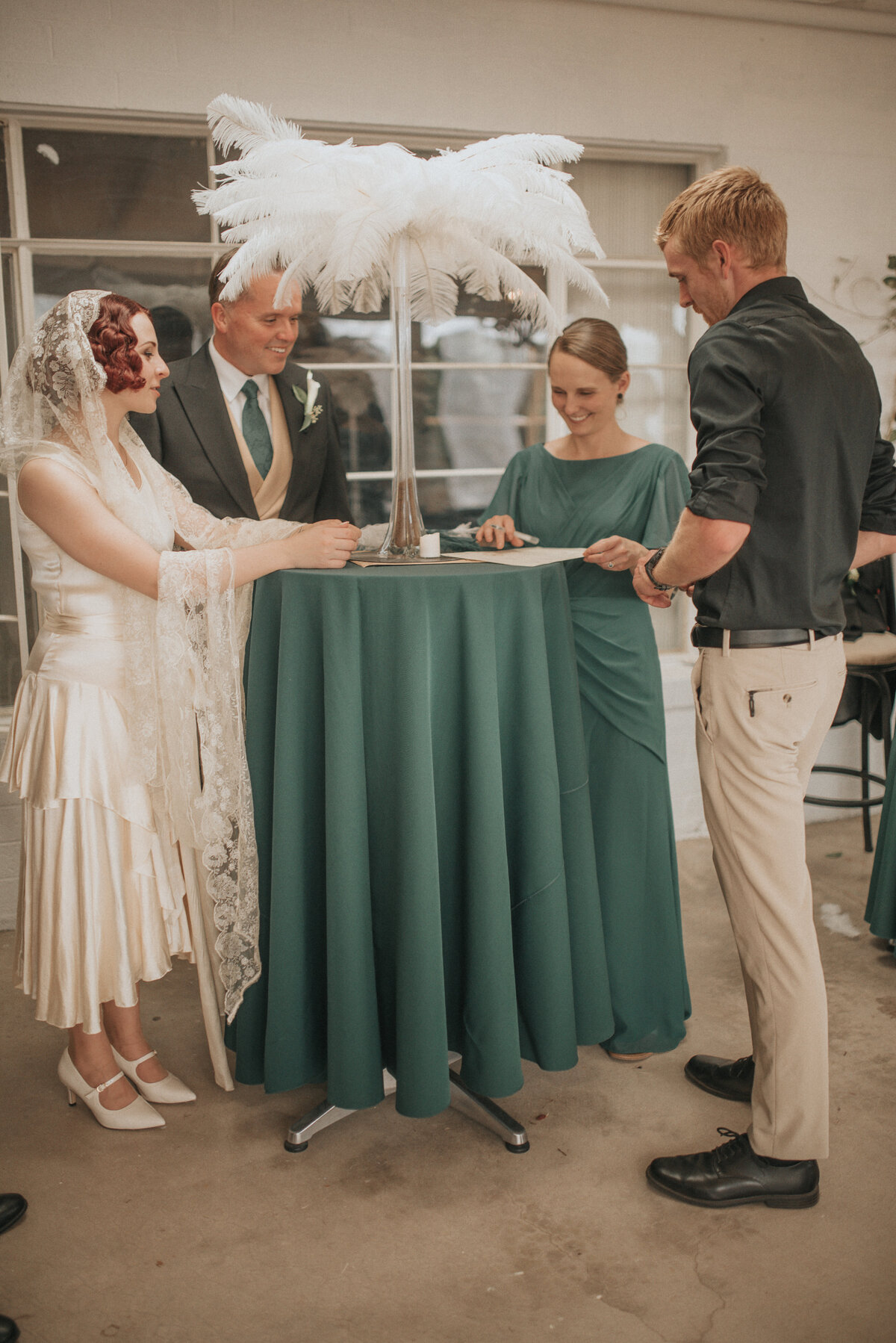 ceremony-arizona-vintage-bride-outdoo-wedding-diy-backyard-iowa-wedding-photographer-phoenix-wedding-photographer-alaynna-ann-schwartz-playlife-228