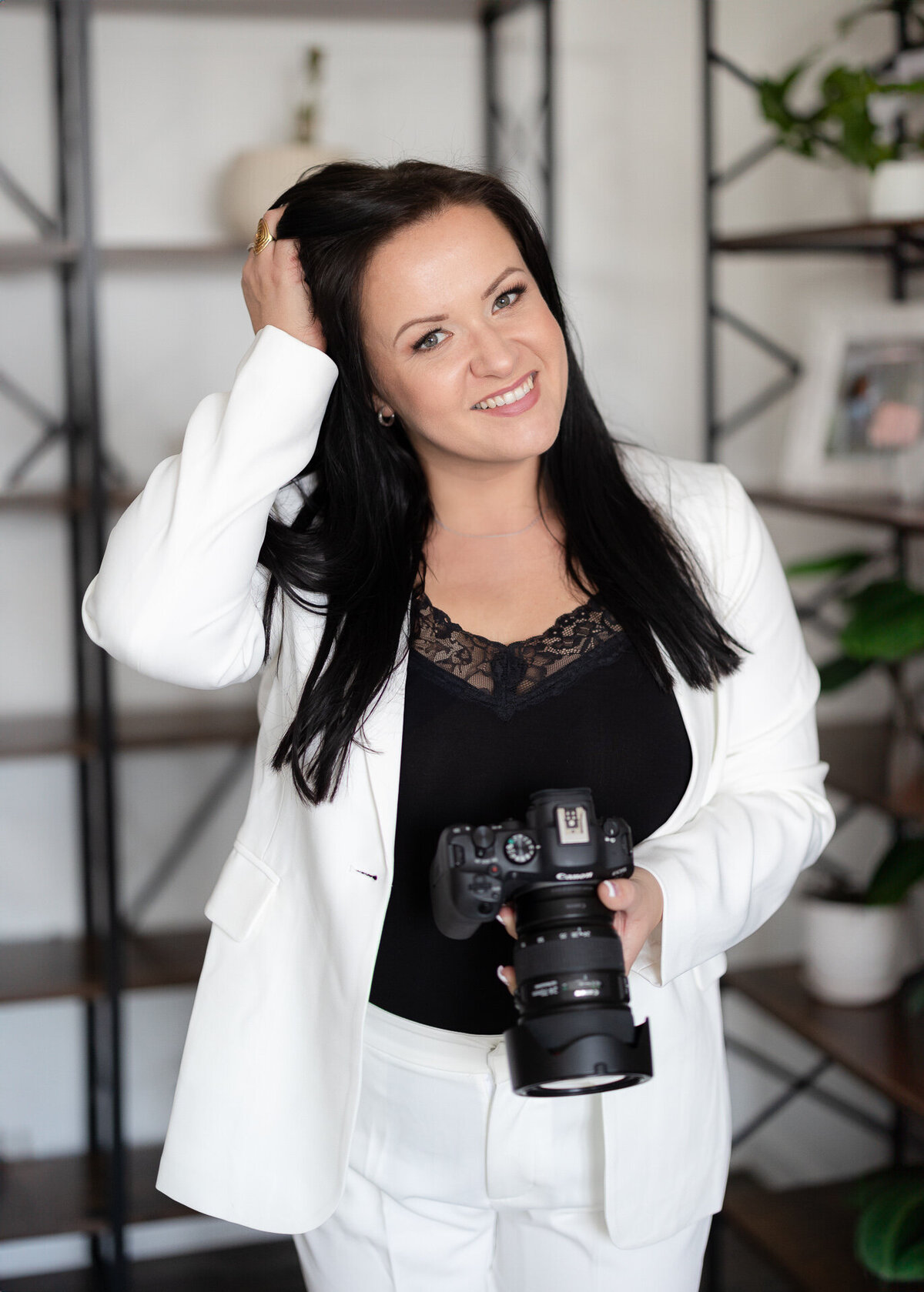 selfportrait-barbora-jones-photography-headshots-branding-photos-68