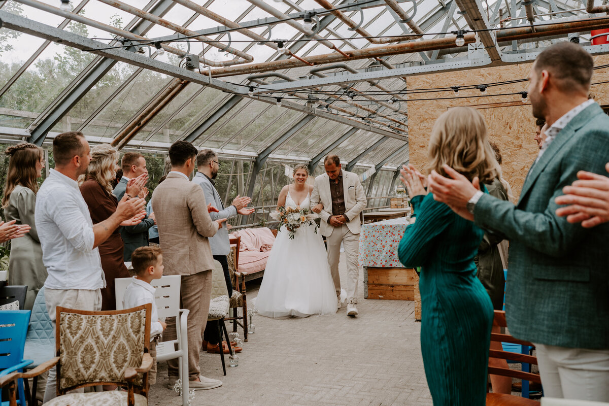 Trouwfotograaf in Zeeland. De leukste trouwlocaties in Zeeland vind je in deze blog. Door everatilroefotografie, trouwfotograaf in Middelburg,Zeeland