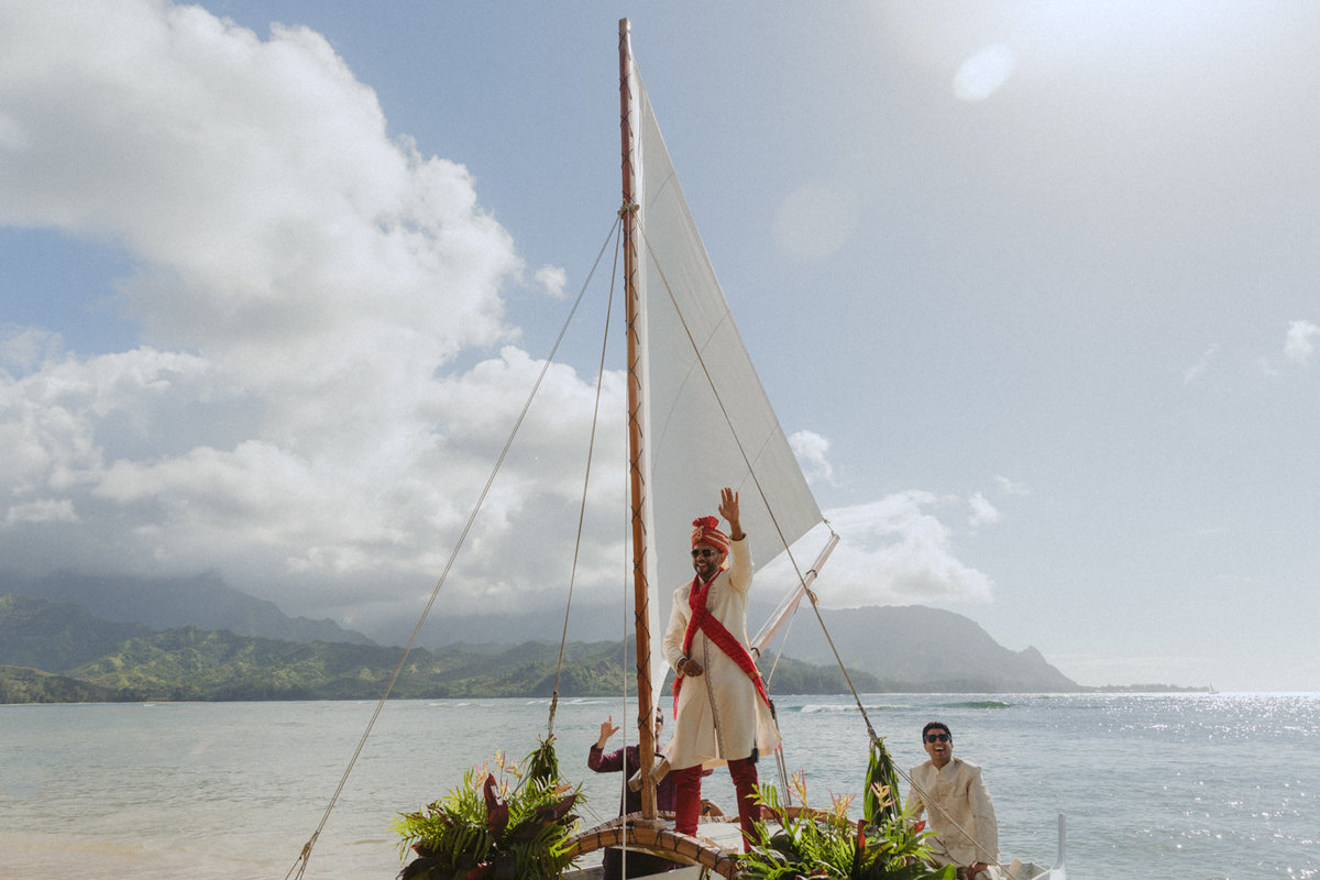 creative_modern_kauai_wedding_photographer_13