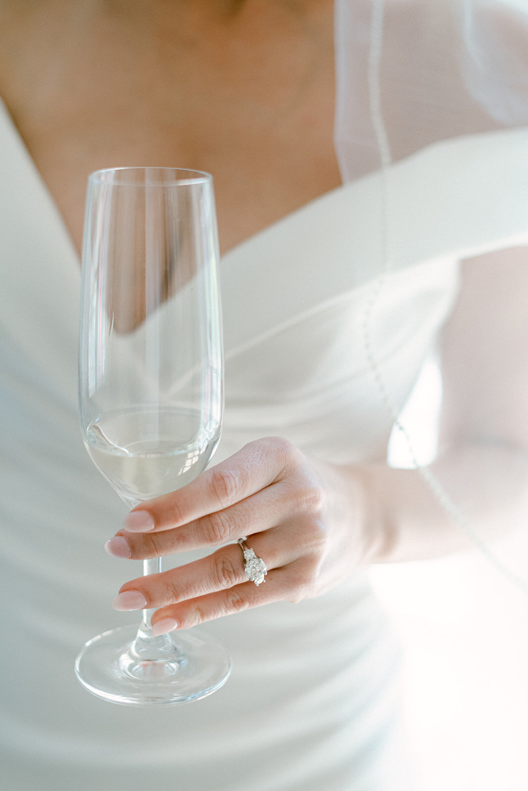 bella-luce-by-michelle-andrea-new-england-photographer-wedding-perry-family-getting-ready-105