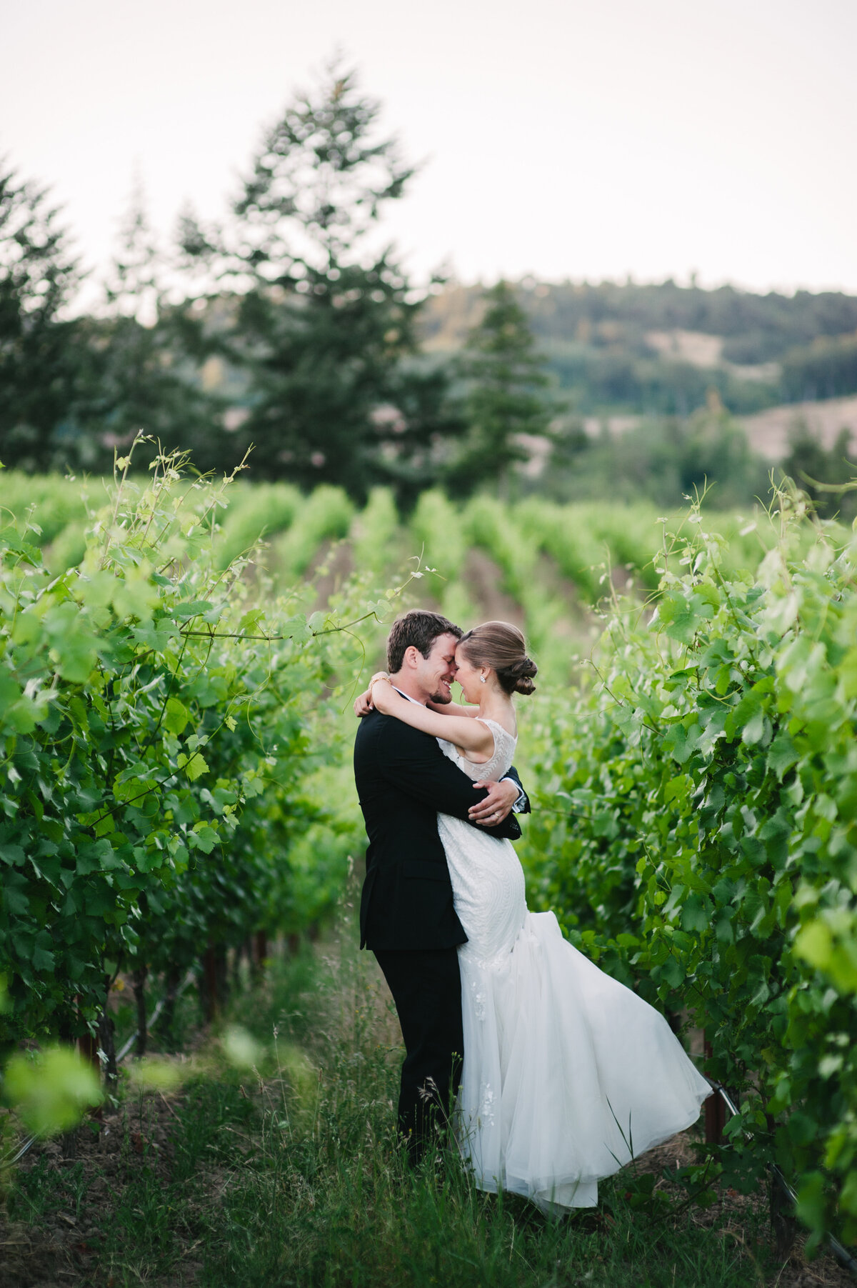 zenith-vineyard-bride-and-groom-portraits-3