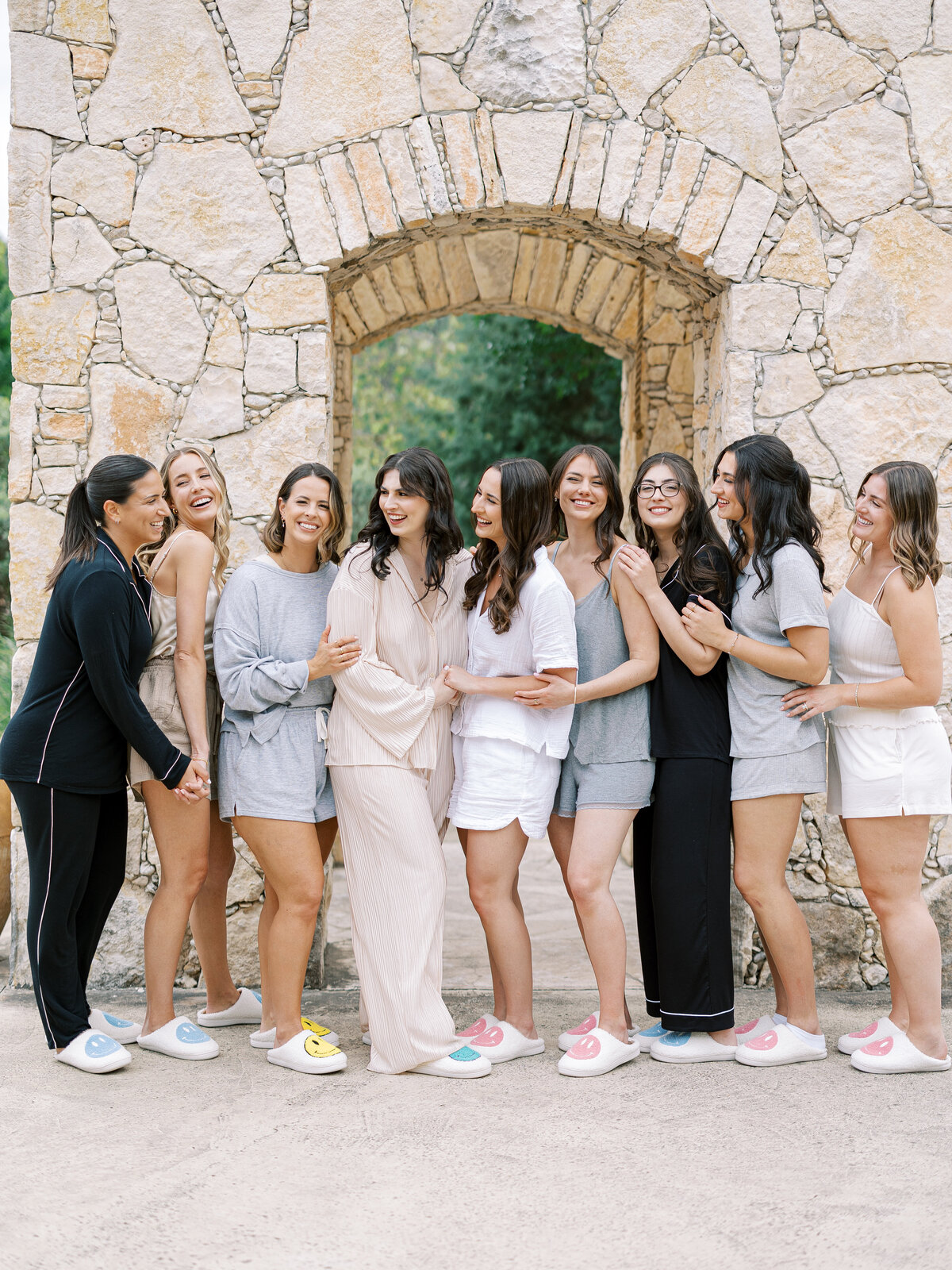 Diana-Brewer_Emily-Calvin_2Girls-Prep-24