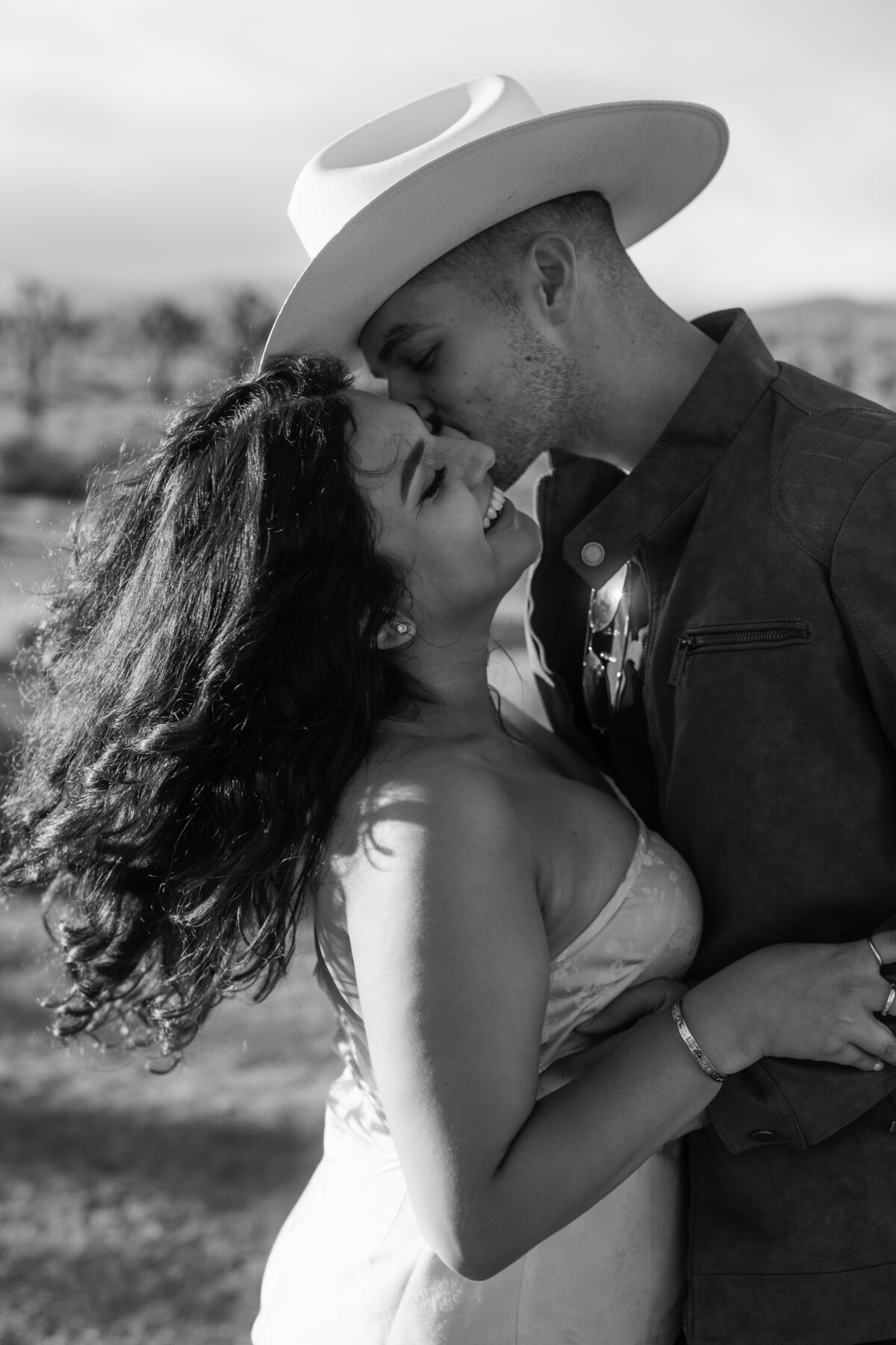 brefloresphotography-joshuatreeengagement-55