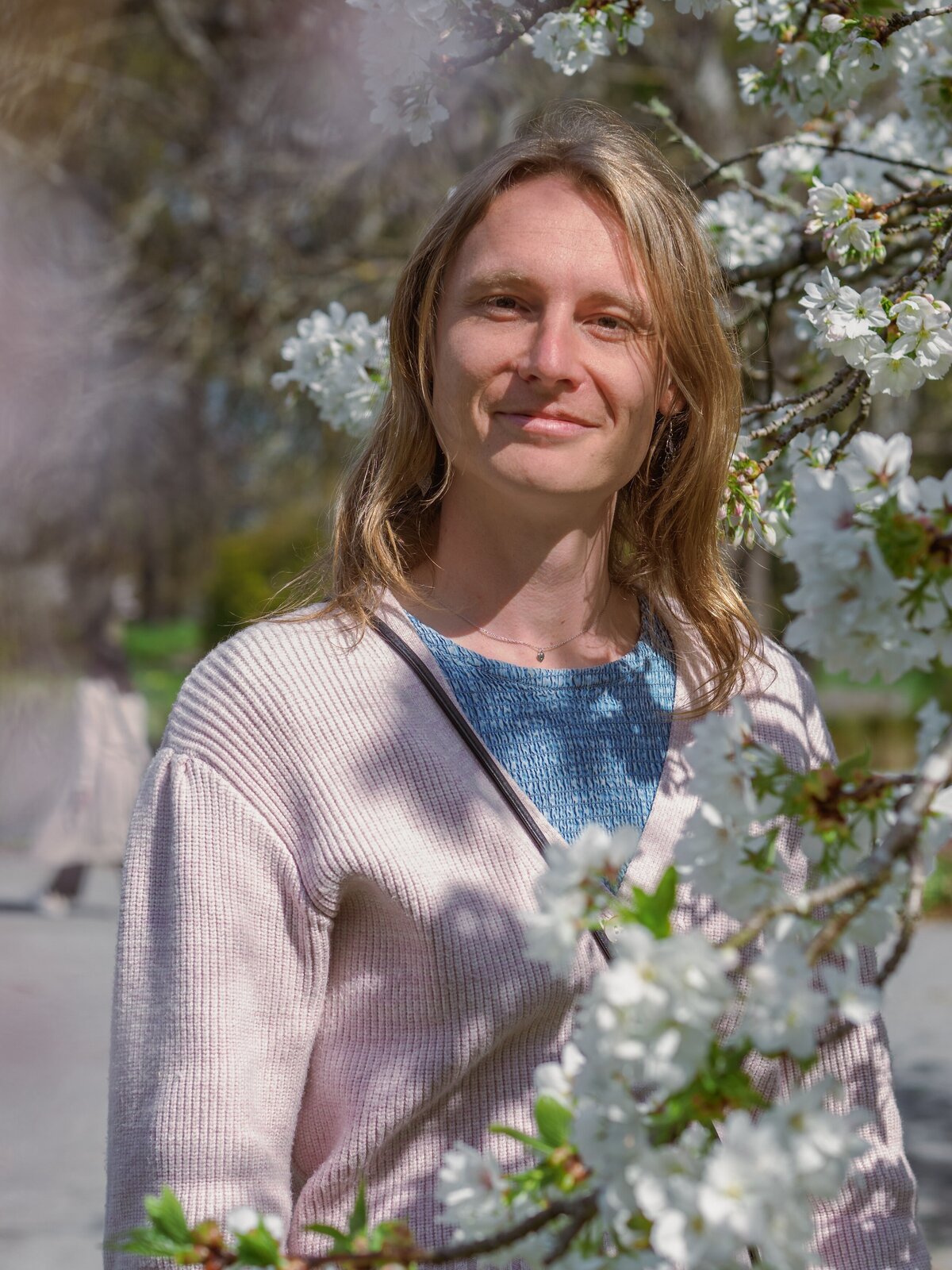 christchurch-botanic-gardens-spring-gender-affirmation-portrait-1