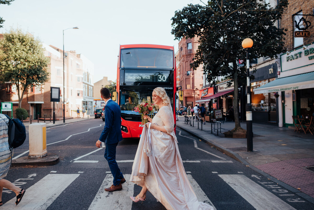 Islington_Town_Hall_Wedding_Kirsty_Bowen_Photography-19