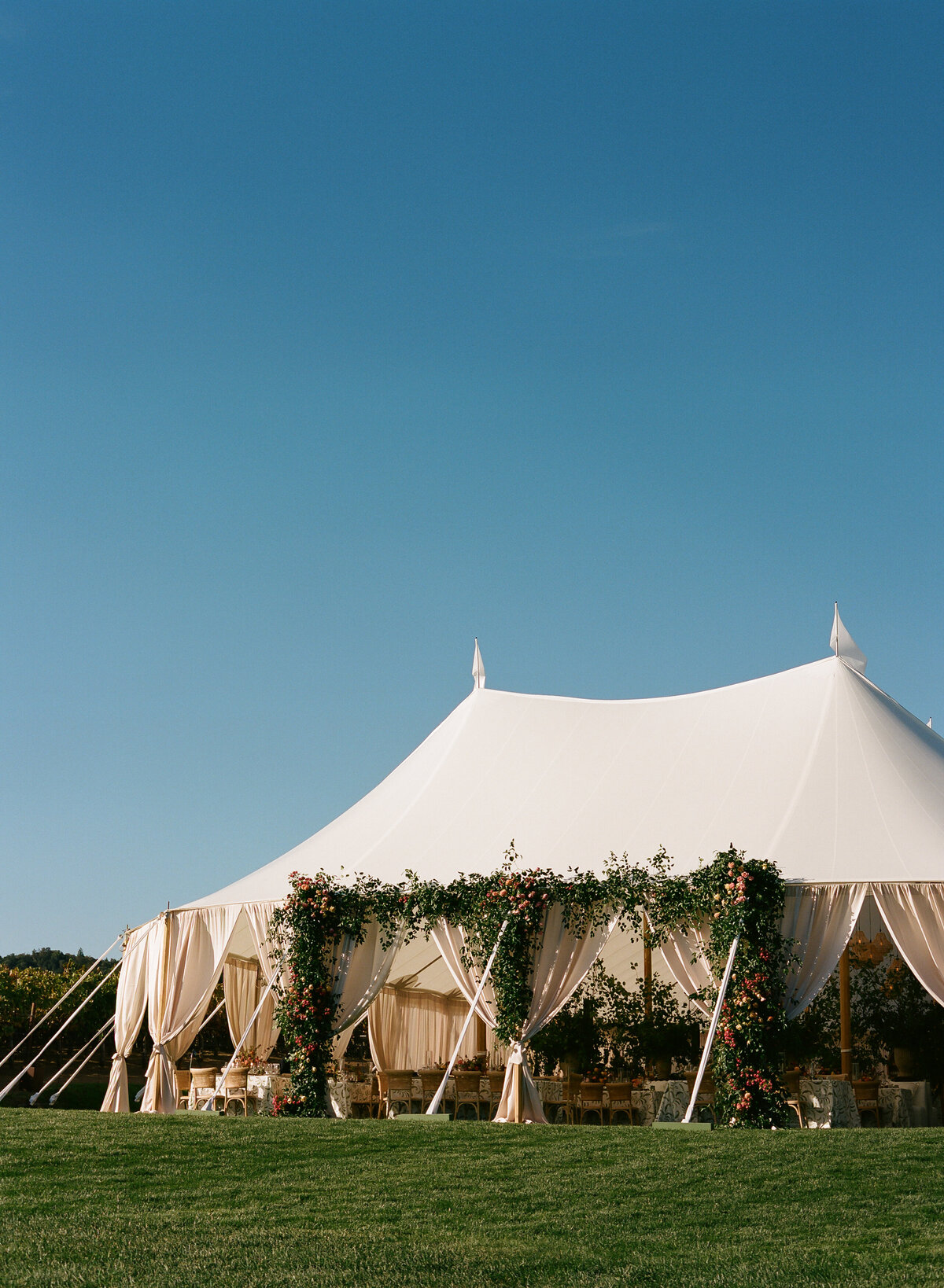 DT-2025-Celine & Gabe Highlights-53