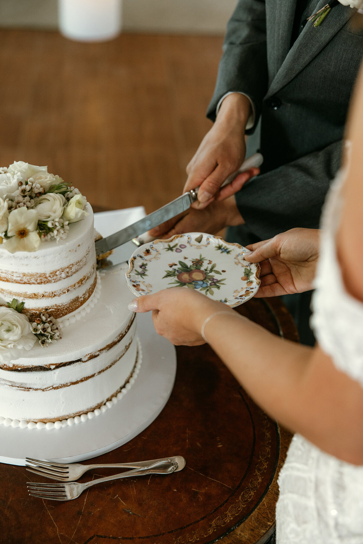 Abigail Anne Photography Storytelling Wedding Photographer in Colorado and Chicago — Wedding Photo 47