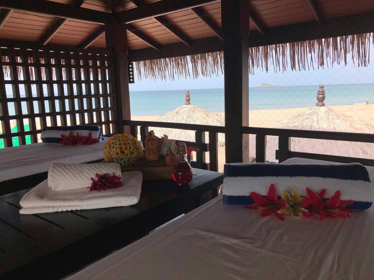 Nilaveli-Beach-resort-massage-Sri-Lanka
