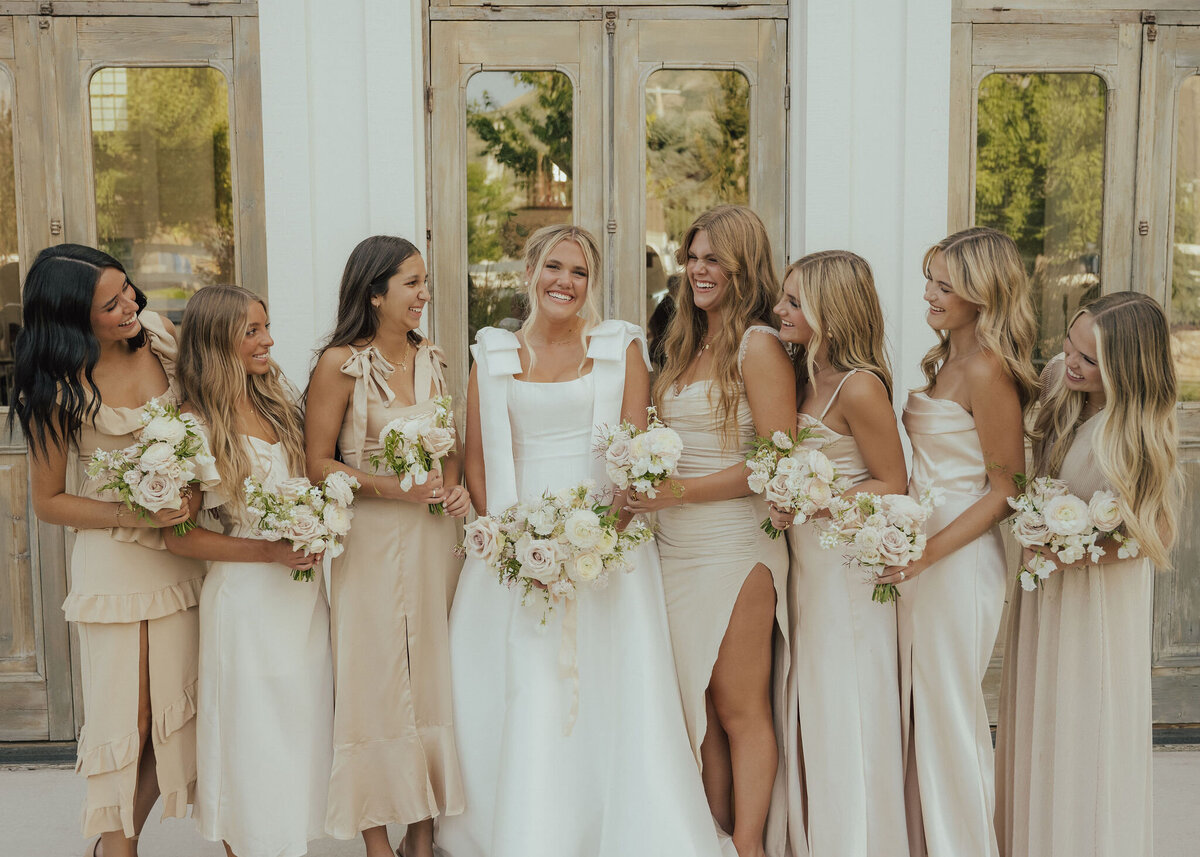 bridesmaid-bouquets-and-bridal-party-flowers-utah