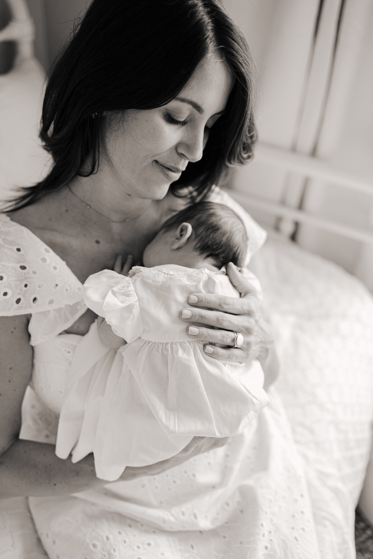 Newborn Lifestyle Photography Near Me-09