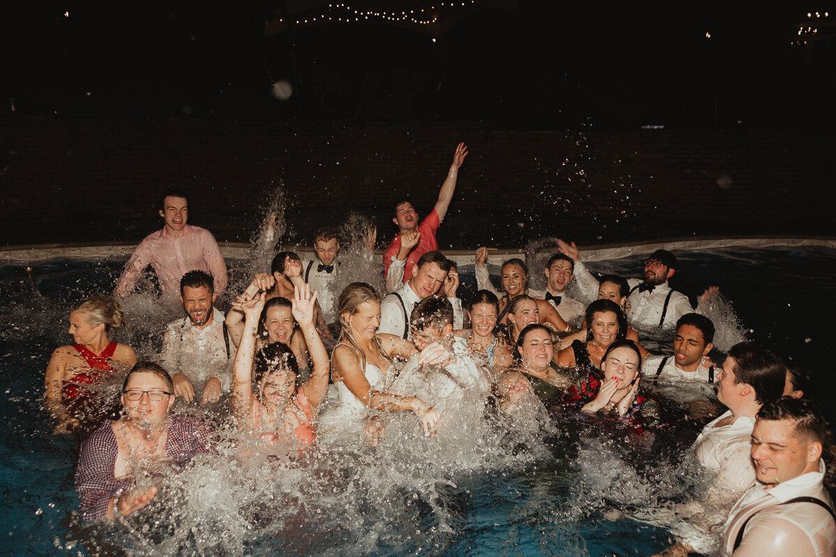 kansascitytravelingweddingphotographer-182