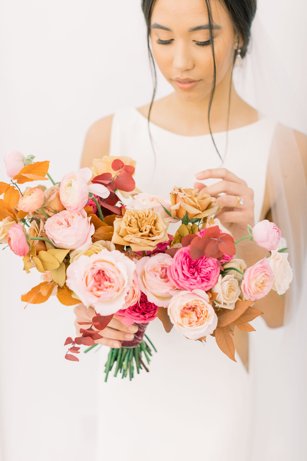 colorful-geometric-bridal-forever5-houston-styled-shoot-16
