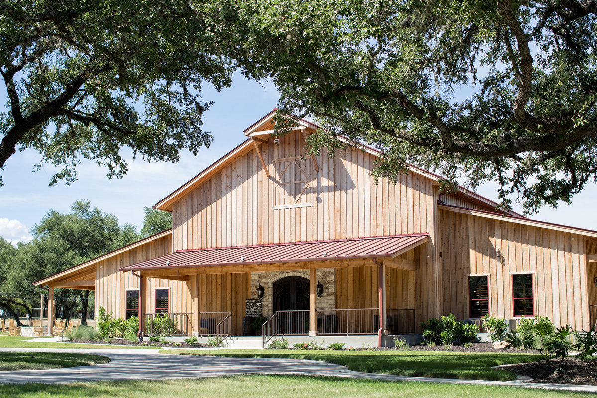 Austin wedding photographer chandelier of gruene venue exterior