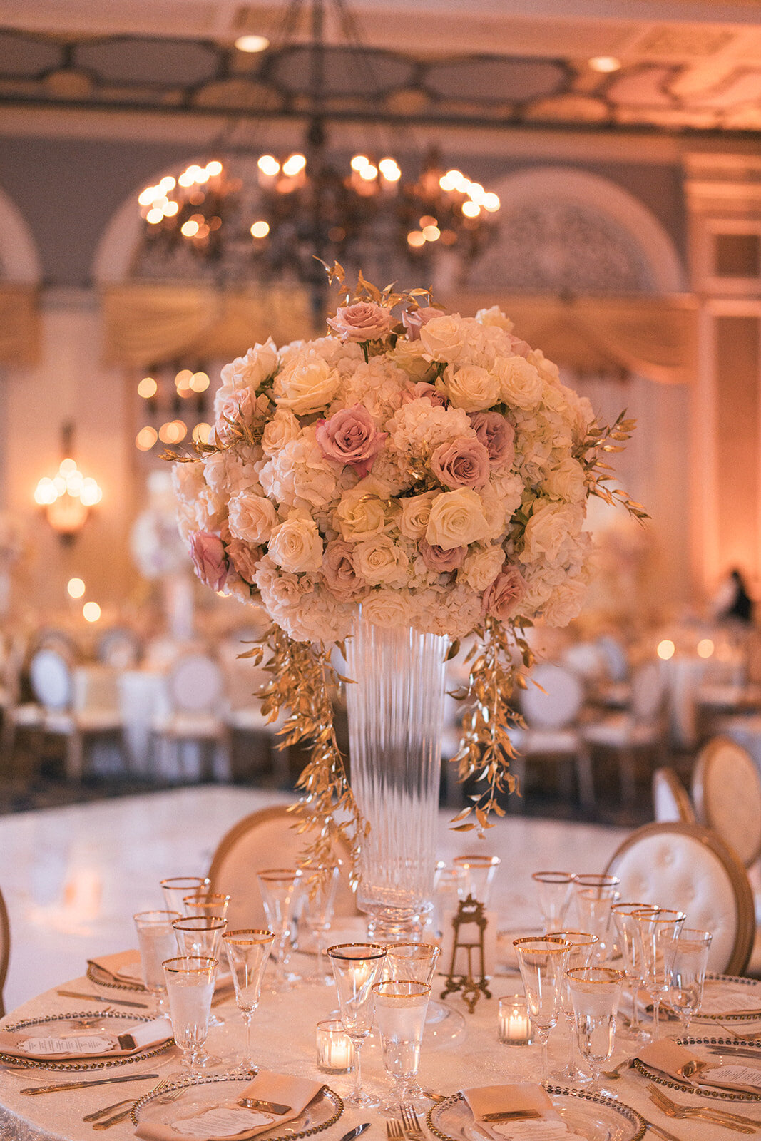 Fairmont Hotel Edmonton luxury table