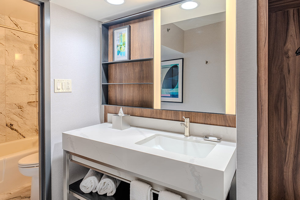 15101454-VF-Gallery-StandardBath-981x654
