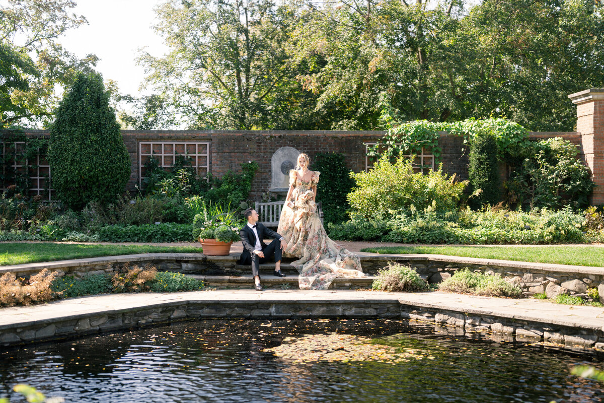 Berlez-Aspen-Avenue-Chicago-Wedding-Photographer-Engagement-Session-Chicago-Botanic-Garden-Selkie-Luxury-Editorial-True-to-Color-57