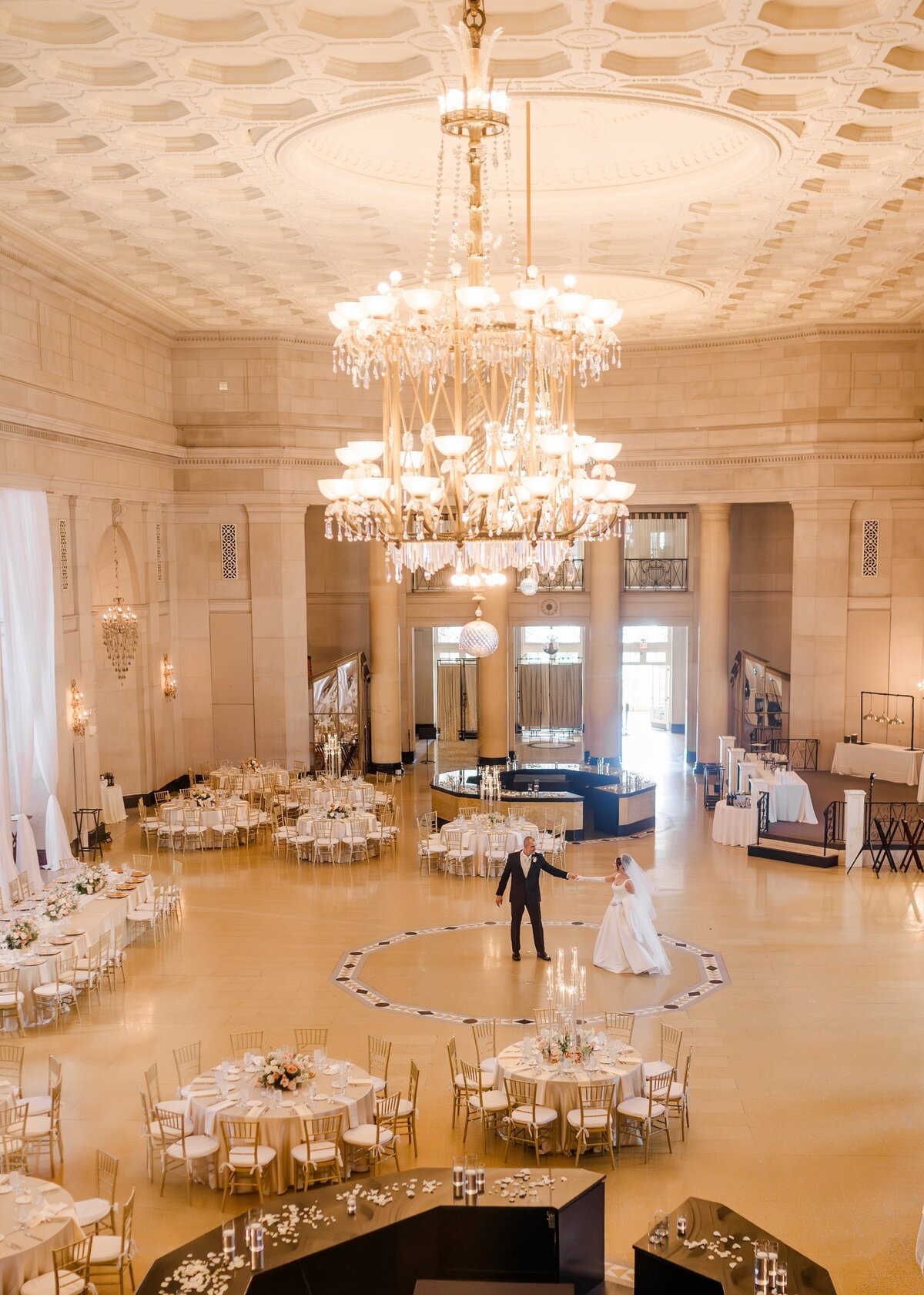 MichelenDom_HallofSpringWedding_SneakPeeks-119