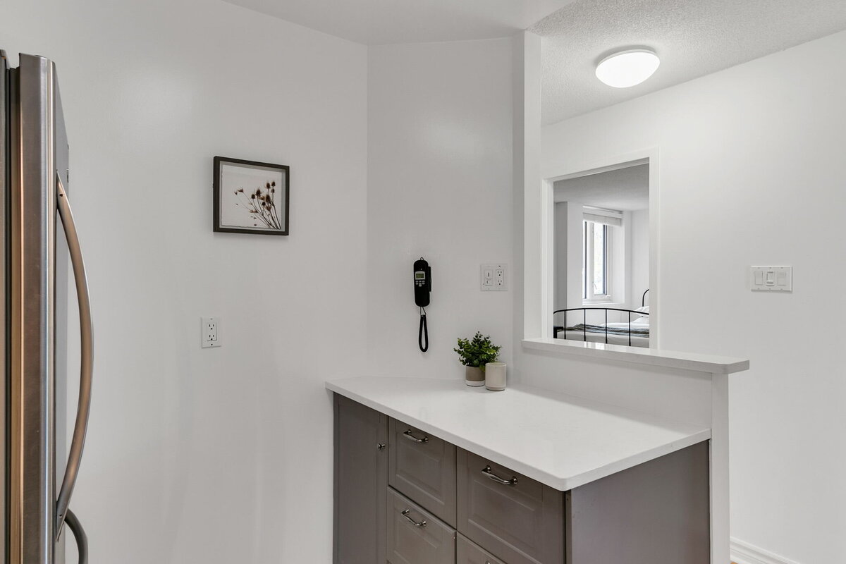 23-web-or-mls-15_005_Kitchen