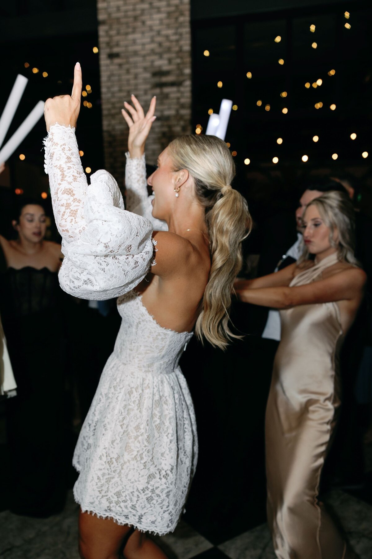 brittany-pannebaker-tampa-florida-destination-wedding-photographer-wedding-chandler-and-cole-tampa-harborside-chapel-882