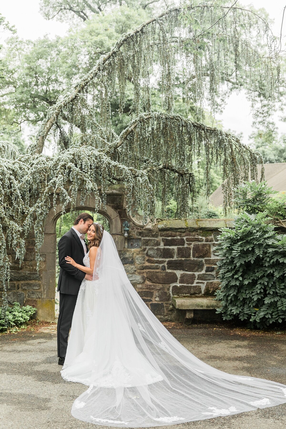 New Jersey Wedding + The Castle at Skylands Manor +  Jewish Wedding + Summer +  Jewish Couples + Jewish Bride + Yael Pachino Photography LLC + Val and Matt_1097