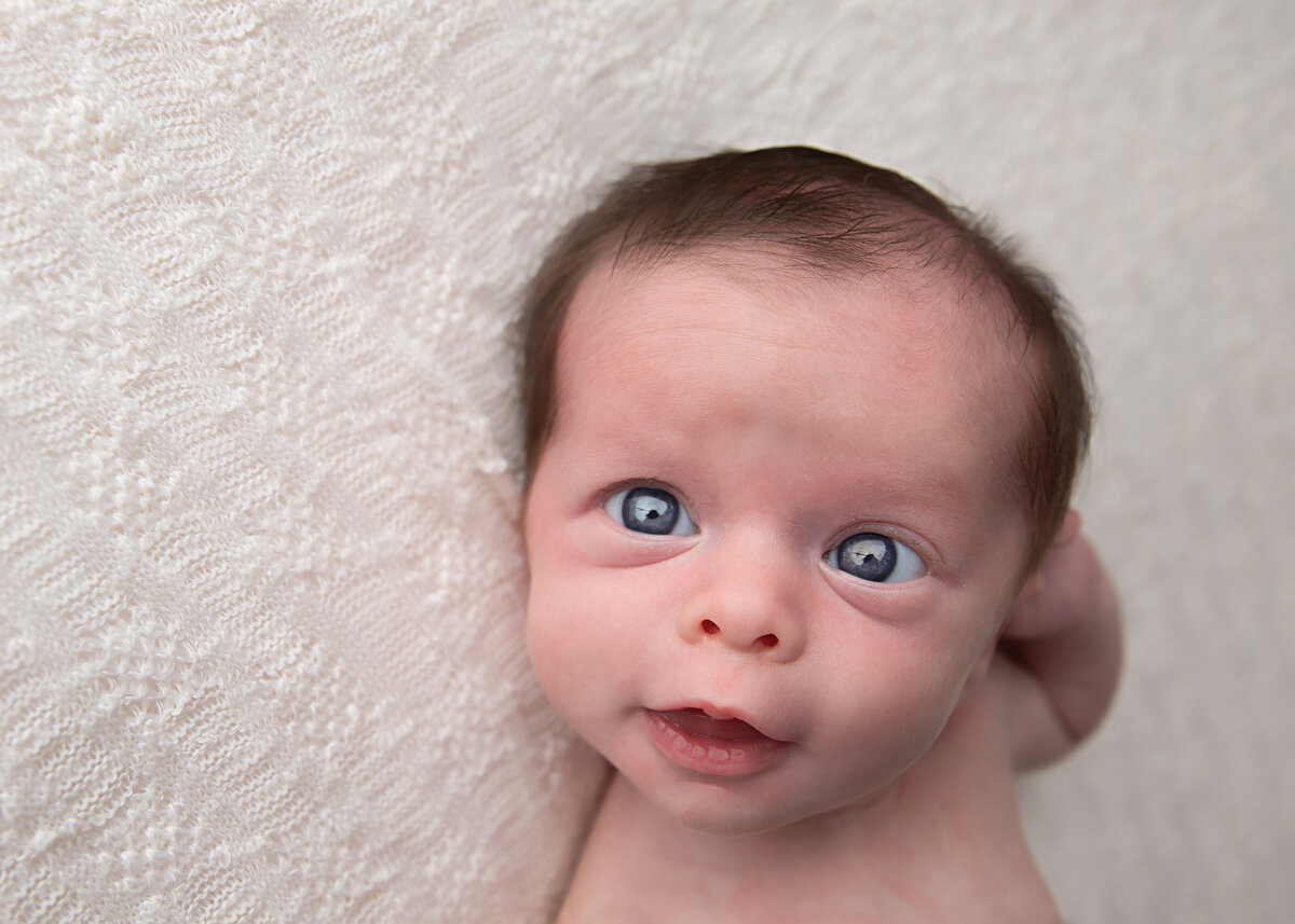 bright-awake-newborn
