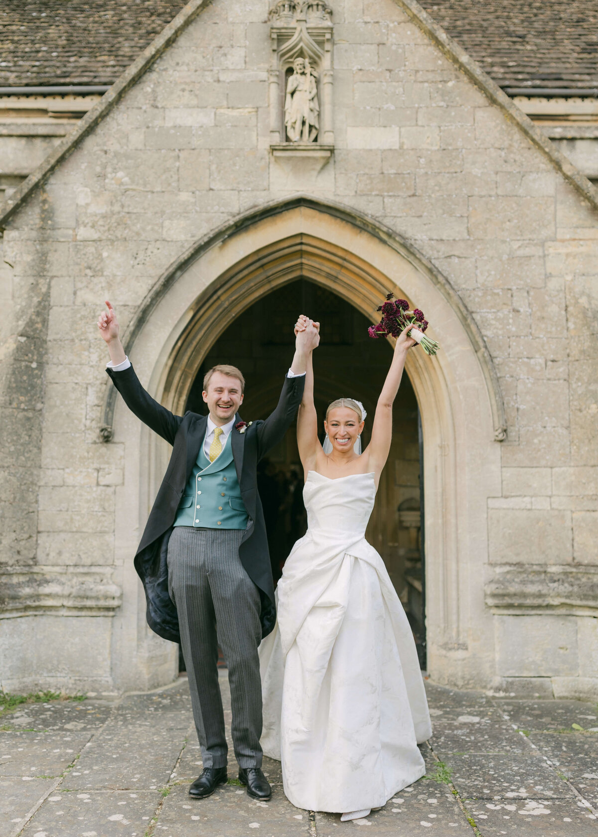 chloe-lowe-wedding-euridge-manor-cotswolds-church-couple