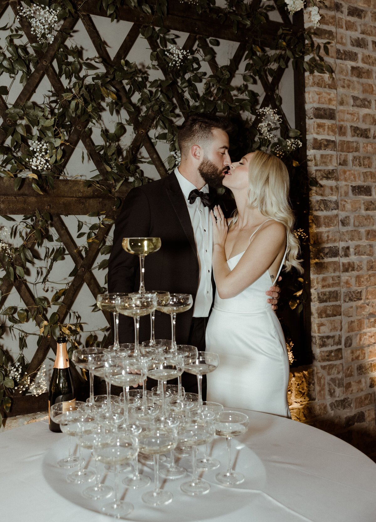 K&R_WED-462