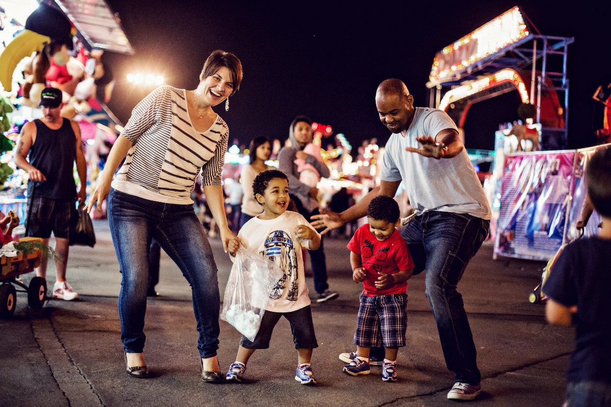 dee_and_kristina_0151