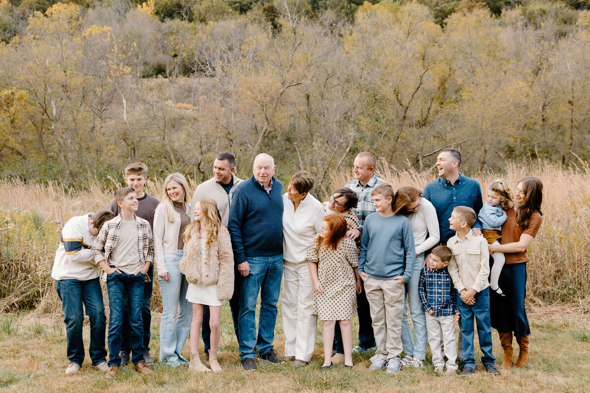 christina_ney_photography_wedding_engagement_lifestyle_photographer_dubuque_iowa_wedding_planning_assistance_adventurous_bold_laidback Family Photography31