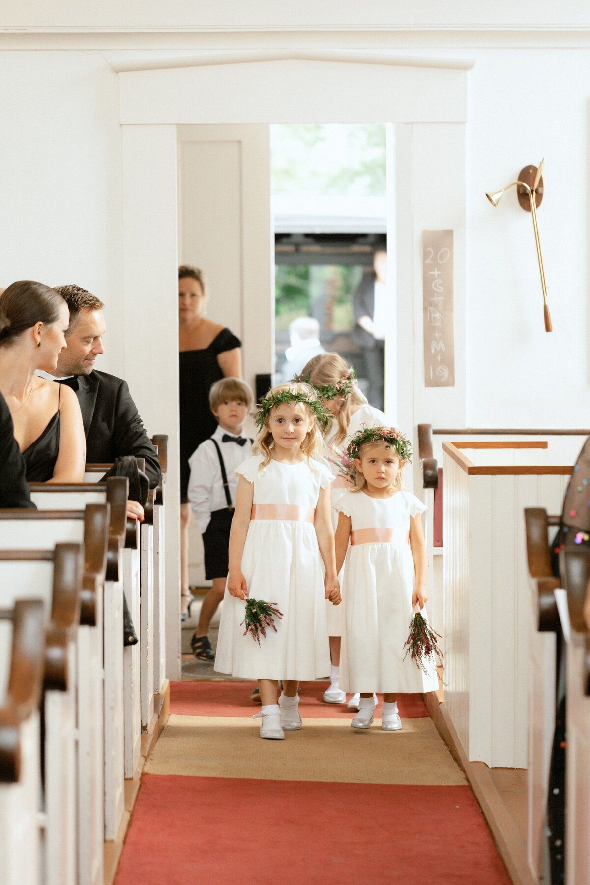 Private_Estate_Maine_Coastal_Wedding_LevKuperman_049
