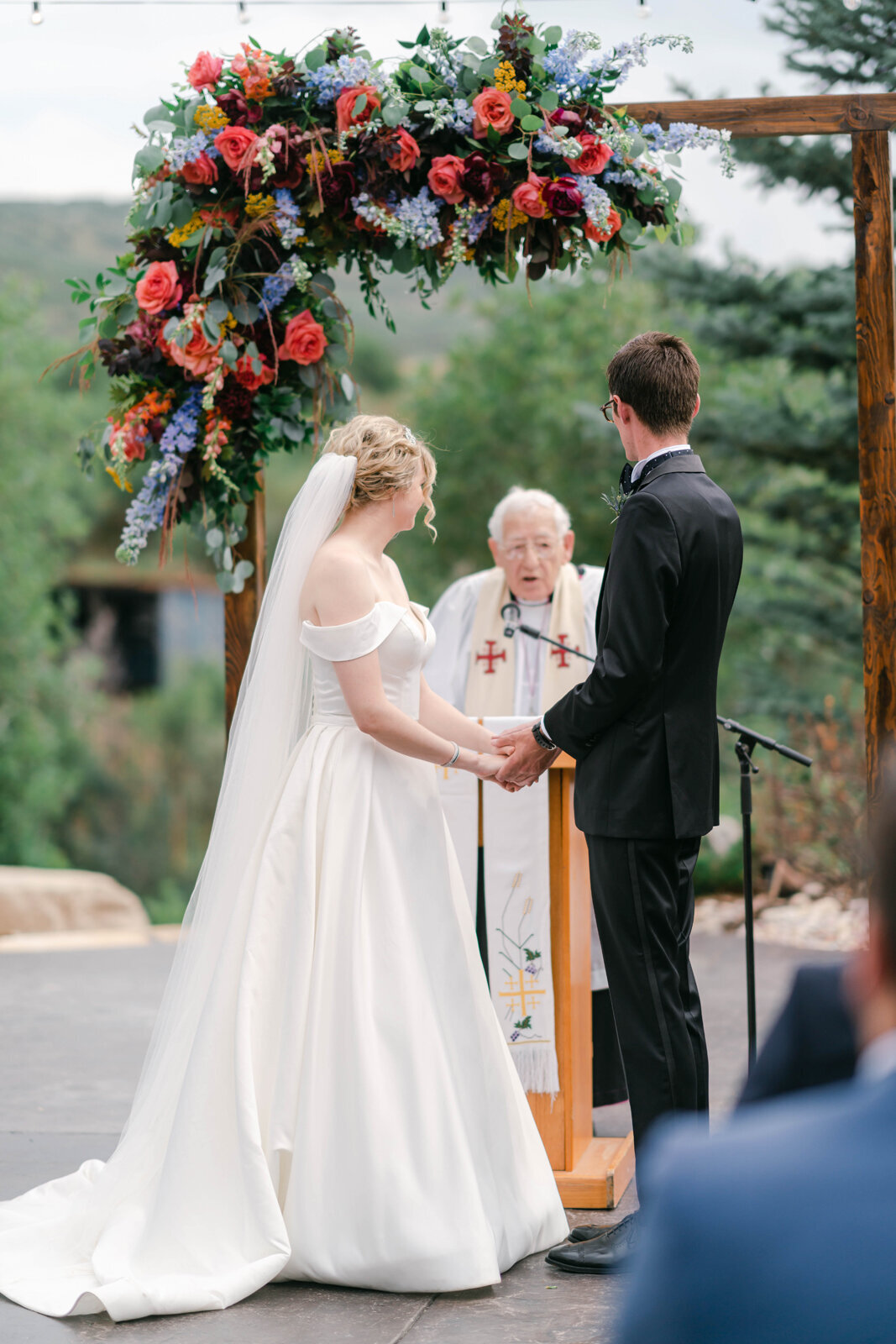 blue-sky-ranch-park-city-mountain-summer-wedding-pepper-nix-2119-1004