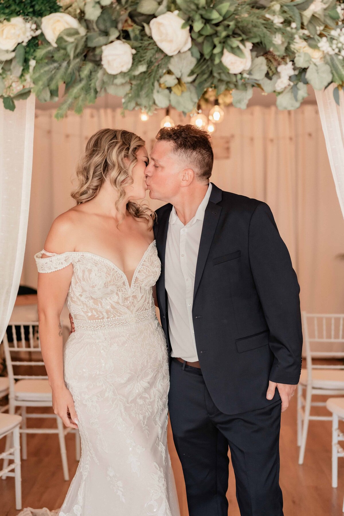 026_Lisa Watson Photography_Sneak Peeks_LW303027