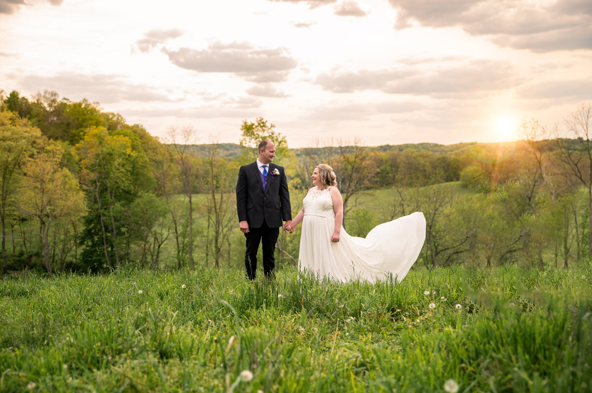 Summer Wedding at teh Secluded Cabins Event Center