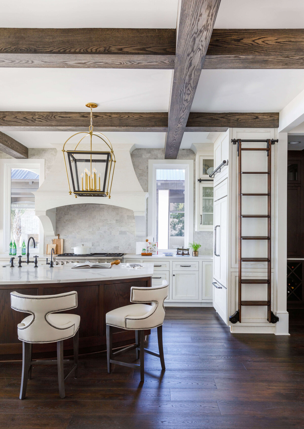 Long Point Amelia Island Lola Interiors Kitchen Beams