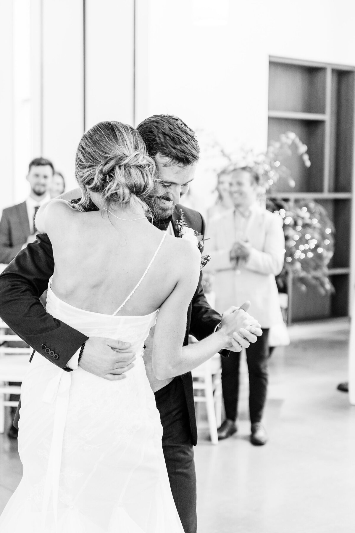 Kate and Brendan Wedding Sneak Peeks - Dylan and Sandra Photography -39