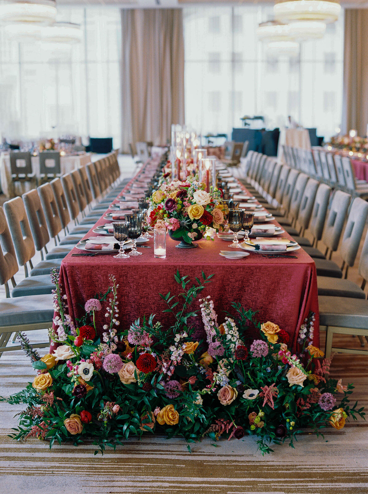 the-thompson-dallas-luxury-wedding--03-3