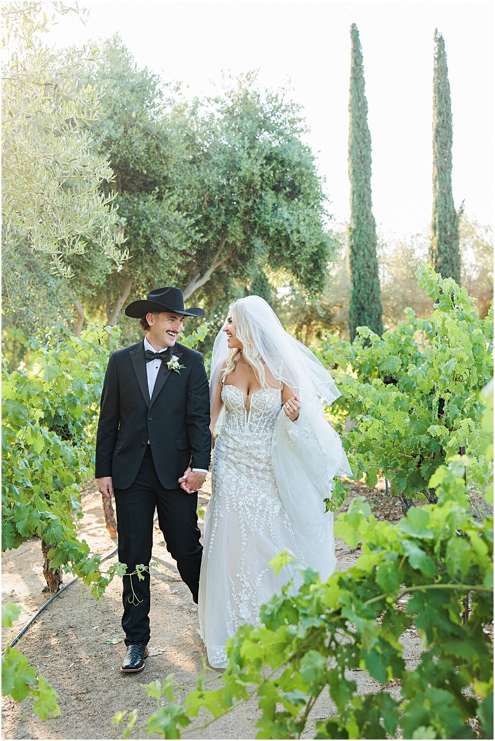 Mount-Palomar-Winery-Wedding-Southern-California_0027