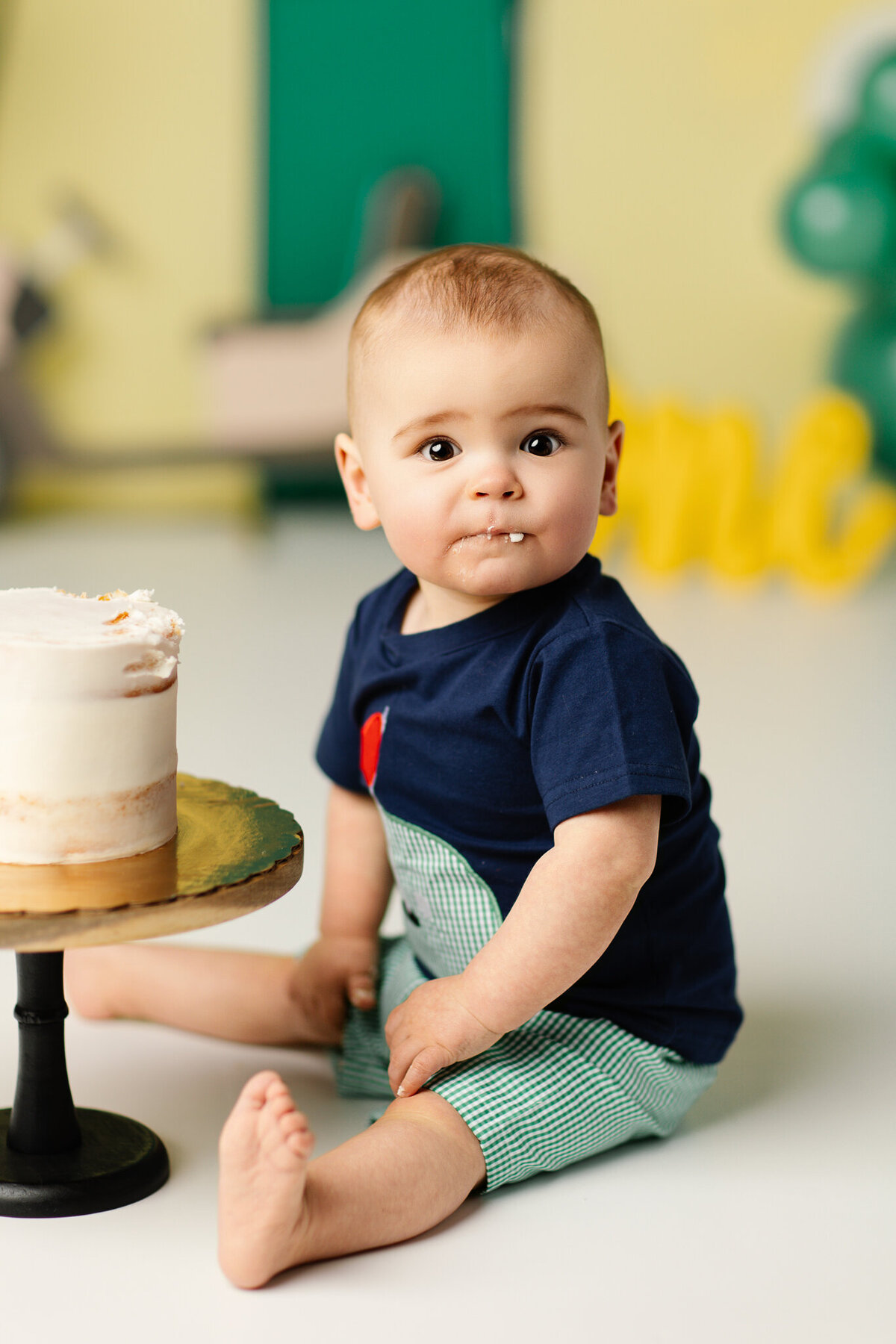 best cake smash photographer near me, NW Arkansas cake smash photography, baby photographer near me, NW Arkansas milestone sessions