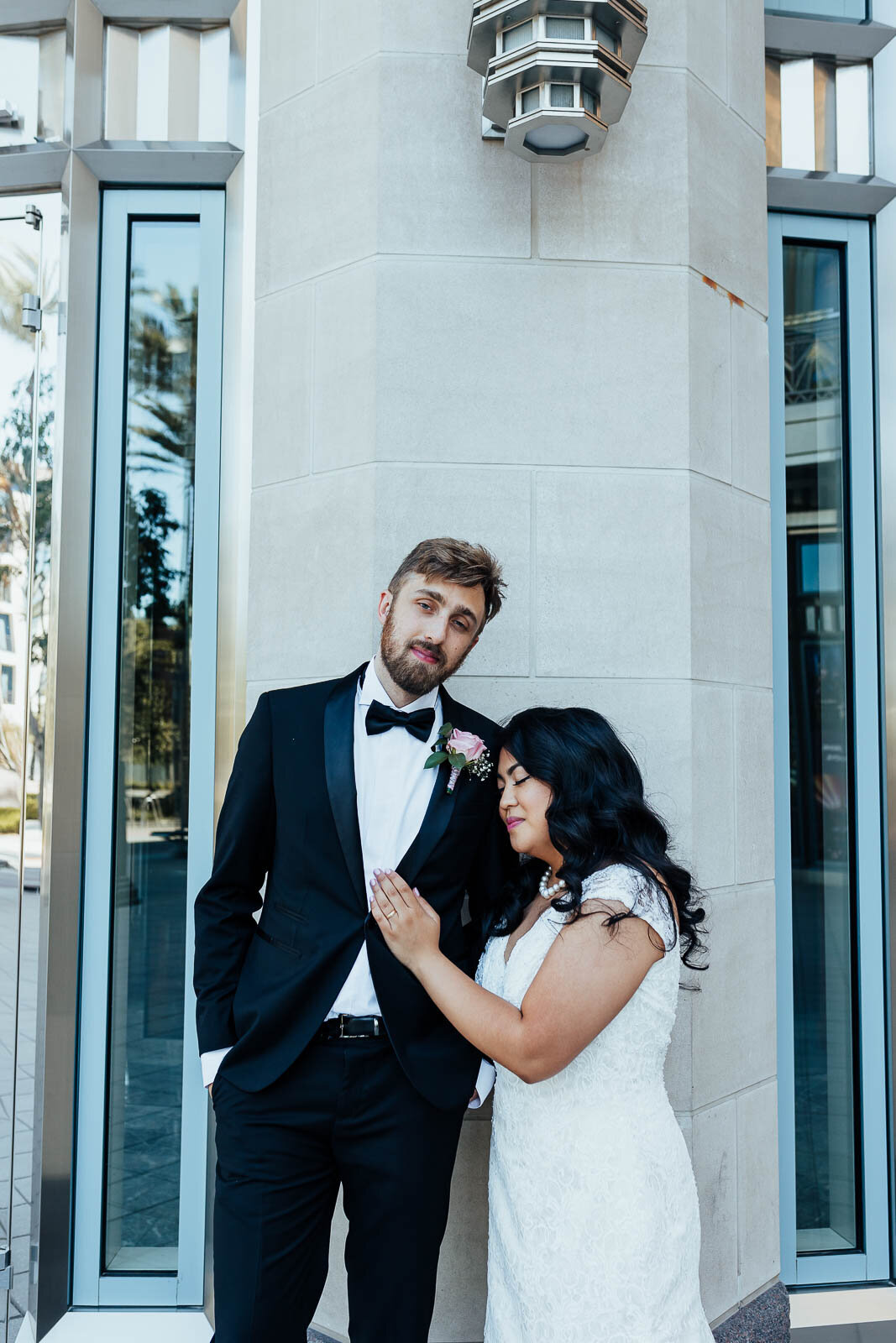 Couple posing outside the Smith Center Las Vegas