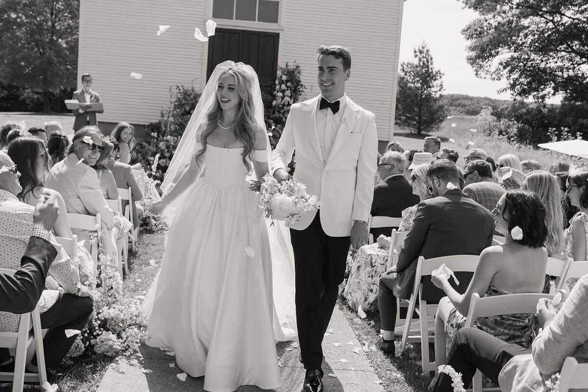 Sarah & Blake Sneak Peeks-152