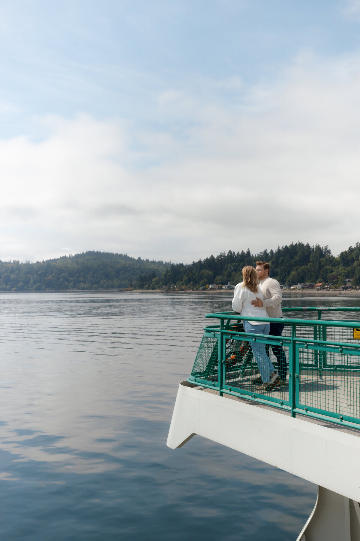 SeattleFerryCouplesPhotography121