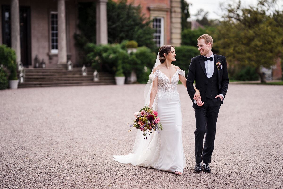 colourful-davenport-house-wedding-photography-560