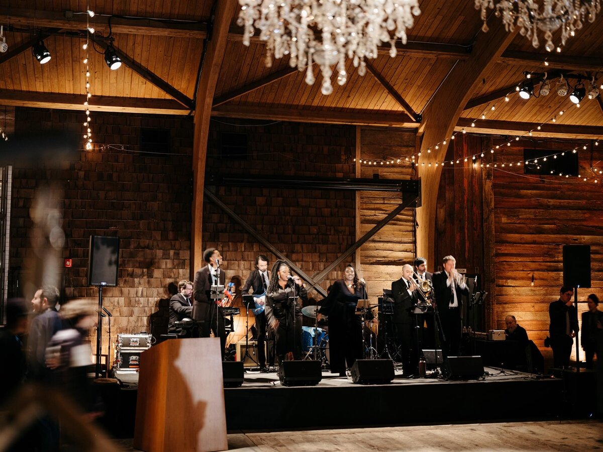 wedding-reception-band