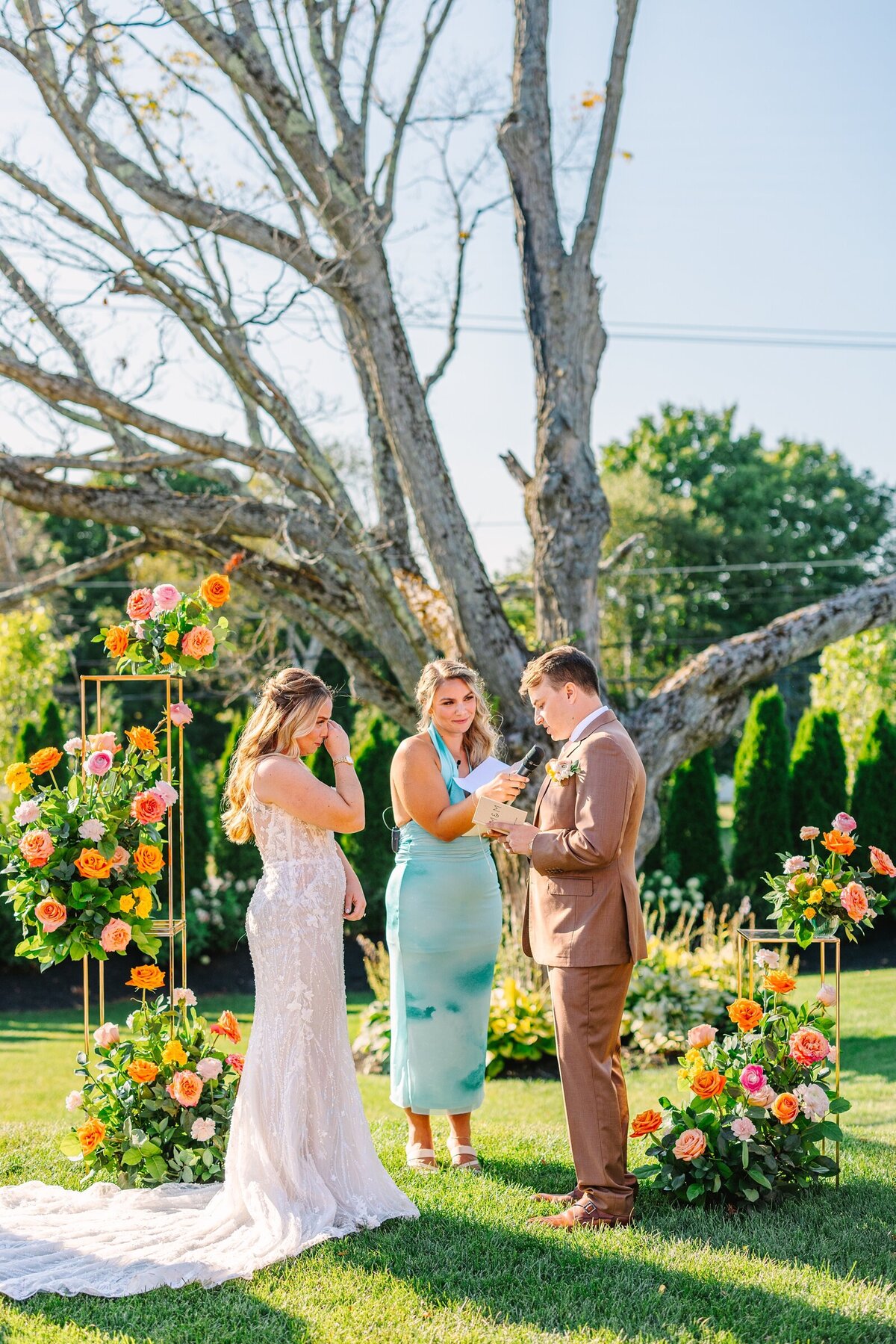 Vibrant_Palm_Springs_Inspired_Red_Barn_at_Outlook_Farm_Summer_Photography_Maine_Wedding_Photographer_0057