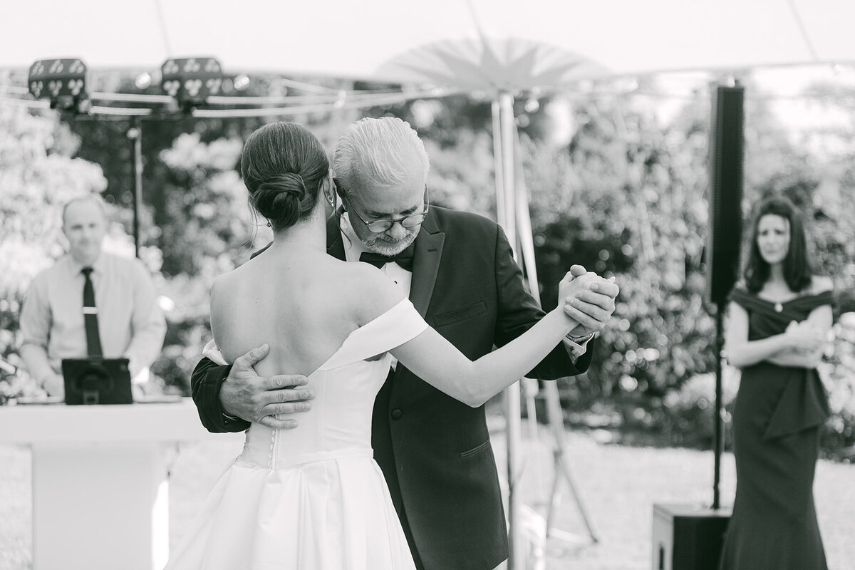 father-daughter-dance-rowayton-ct-wedding-mystic-river-entertainment